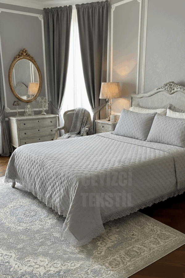 GRİ YATAK ÖRTÜSÜ DANTELLİ