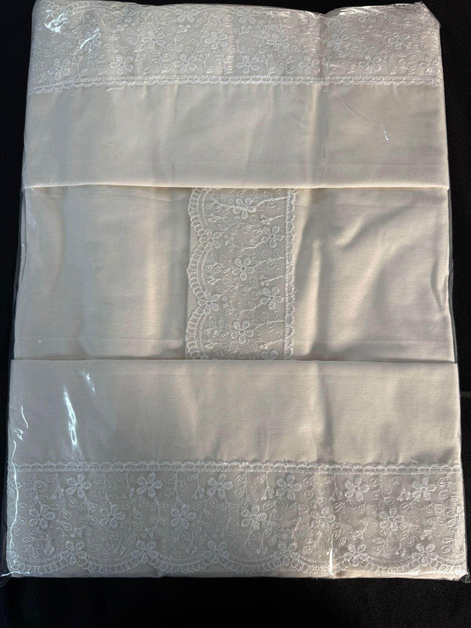 WhatsApp Image 2025-11-11 at 17.30.03 (1)